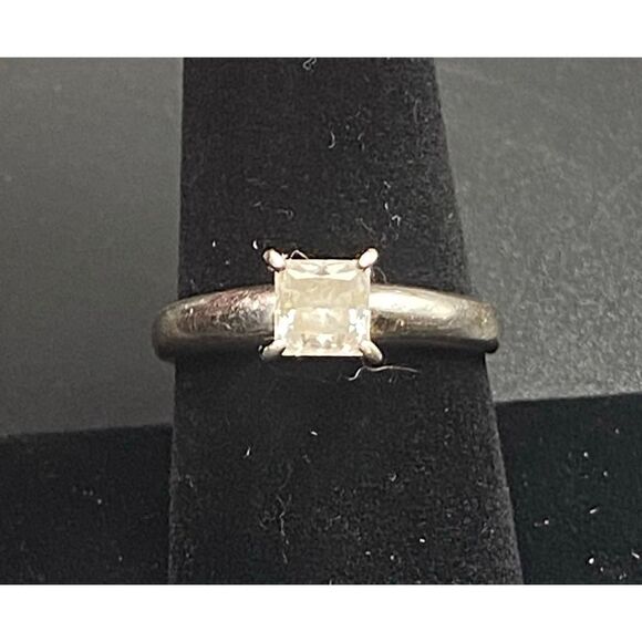 Sterling silver 925 cubic zirconia princess cut 1 karat ring size 8.5 - Picture 10 of 10